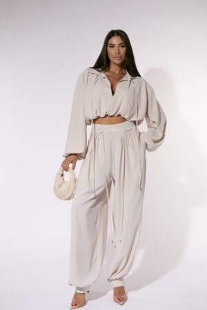 Costum Camila Ivory
